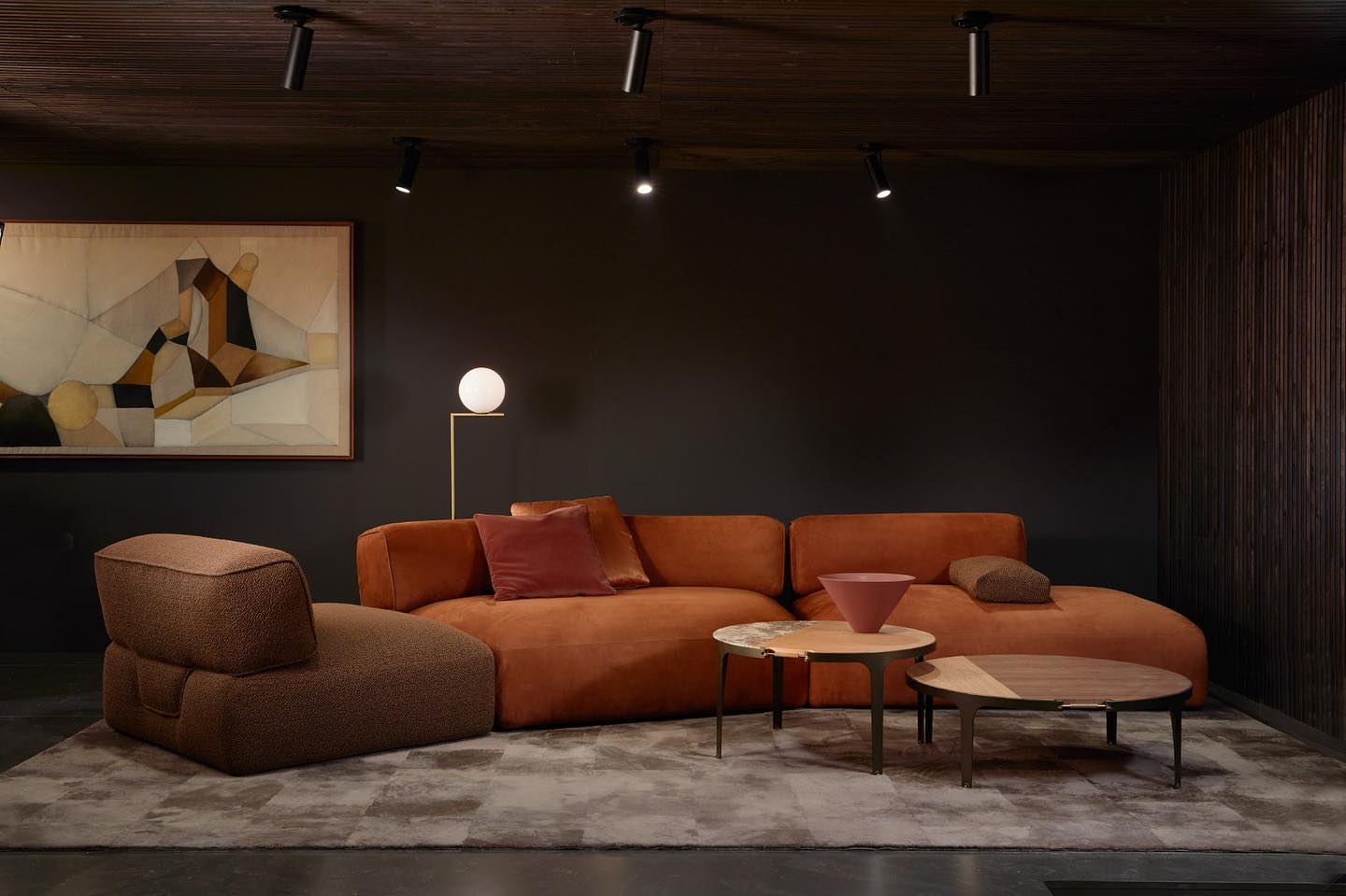 NEW: Gilbert sofa by Sebastian Herkner and the Clamp table by Sjoerd Vroonland in Milan. Visit our stand F19 in Hall 7
.
.
.
.
.

#linteloo #gilbert #clamp #salonedelmobile #urban #living #design #designer #homevibes #interiordesign #quality #interiorinspiration #modernhome #inspire #styling #interiorstyling #homedetails #sofalife #art #bestinterior #desire #furnituredesign #thegoodlife