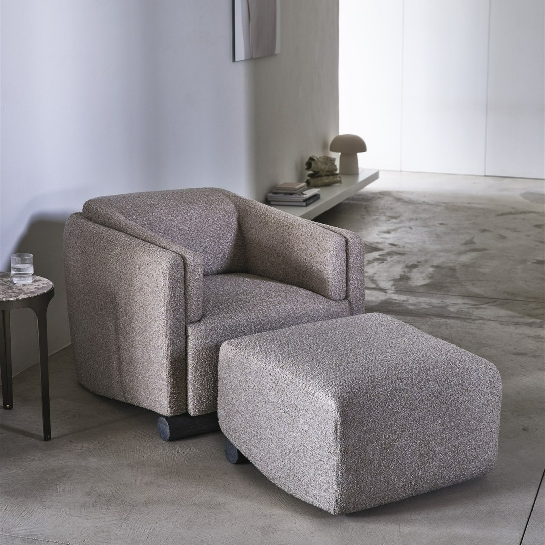 Meet TILT: an armchair with a distinct art déco vibe in the strong lines. And what’s in a name? 

The tilt in TILT is achieved in the most imaginative way: a wooden cylinder, running across the full width, tips both the ottoman and comfortable armchair slightly – a completely unique, innovative take on ‘legs’.

Design by Anthony Guerrée

#linteloo #tilt #armchair #loungechair #boucle #anthonyguerree